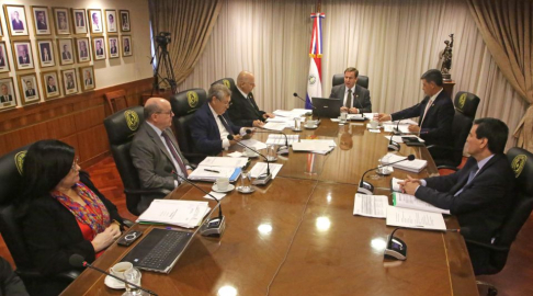 Ministra Llanes informó sobre aumento de productividad y agilidad en la resolución de causas en la Sala Penal.