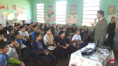 Promueven conocimiento y defensa de derechos del niño