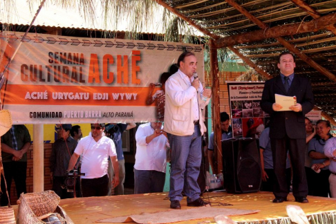 El director del Sistema Nacional de Facilitadores Judiciales, Rigoberto Zarza, durante la apertura de la Semana Cultural.