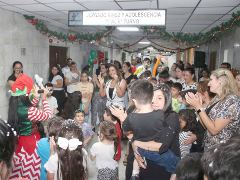Coordinadora del Fuero de la Niñez y la Adolescencia realizó jornada recreativa para niñas, niños y adolescentes.