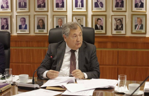 El ministro de la CSJ y enlace con el Instituto de Investigaciones Jurídicas (IIJ), doctor Eugenio Jiménez Rolón, informó sobre la realización de una jornada de capacitación relativa al acceso y uso de las bases de datos jurídicas del Poder Judicial.