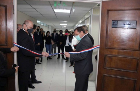 Acto de inauguración de la Biblioteca Jurídica "Bernardino Caballero".