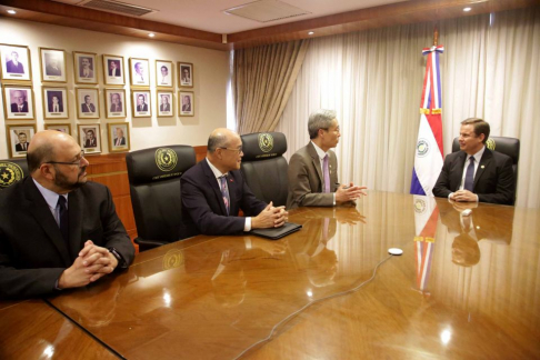 Presidente Martínez Simón recibió al embajador de China–Taiwán en Paraguay.