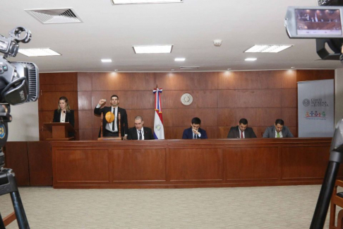 Sorteo de preopinantes Sala Civil y Comercial.