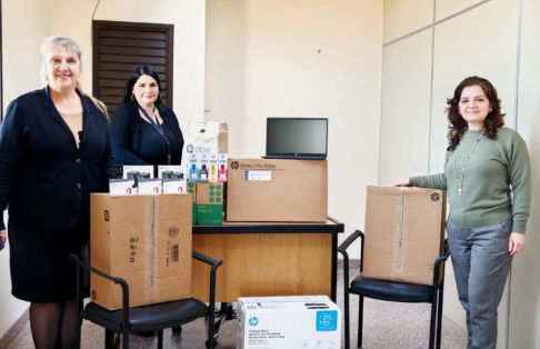  Impulsan la consolidación de la Política de Transversalidad de Género con la entrega de equipamientos
