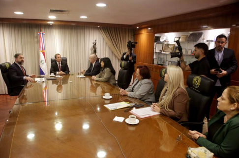 Mesa de trabajo interinstitucional orientada a fortalecer la cooperación entre la Corte Suprema de Justicia y el Ministerio de Justicia.