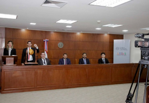 Sorteo de preopinantes Sala Civil y Comercial