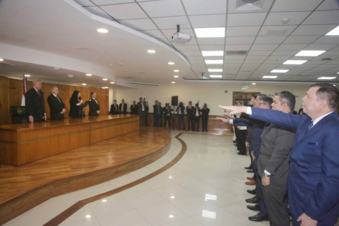 Autoridades judiciales tomaron juramento a magistrados, fiscales y defensores.