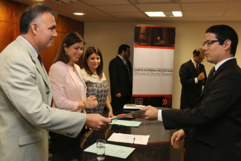 Los ganadores participarán del “Concurso Interamericano de Derechos Humanos – año 2016”, organizado por la American University, realizarse del 22 al 27 de mayo en Washington, EE.UU.