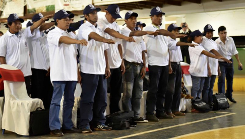 Un total de 54 facilitadores judiciales prestaron juramento ante las autoridades presentes.