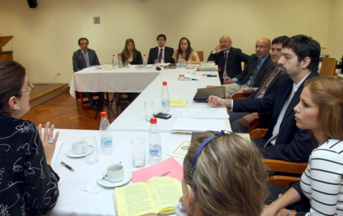 Miembros de la Comisión Técnica de Apoyo a la Justicia Penal, en pleno desarrollo de trabajo interinstitucional.