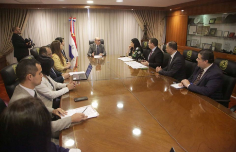 En la Sala del Pleno del Palacio de Justicia de Asunción se llevó a cabo la reunión de la Comisión Institucional de Gestión de la Calidad.