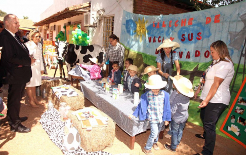 Autoridades judiciales participan de la clausura de actividades de la guardería "Dulce Despertar".