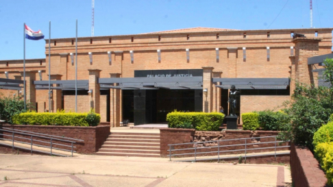 Palacio de Justicia de Paraguarí.