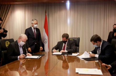 Firma de convenio entre la CSJ, Senacsa y la ARP.