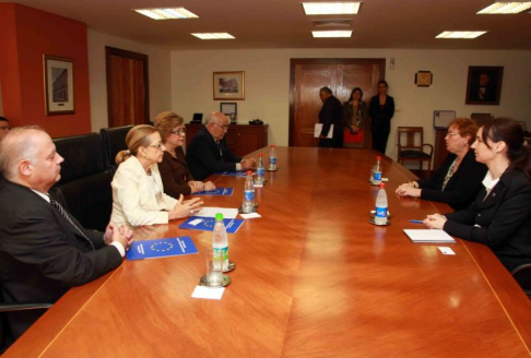 Momento de la reunión entre los ministros de la Corte Suprema de Justicia y representantes de la Unión Europea