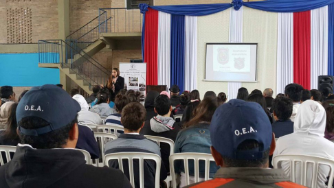 Días pasados se desarrollaron charlas educativas a estudiantes de nivel medio en Emboscada.