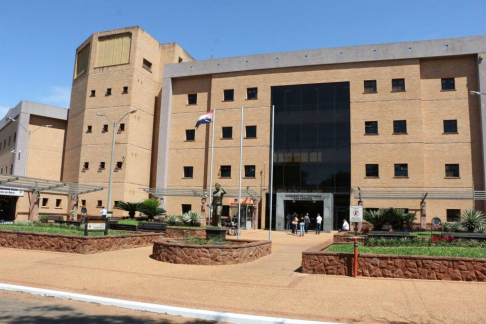 Fachada del Palacio de Justicia de San Lorenzo.