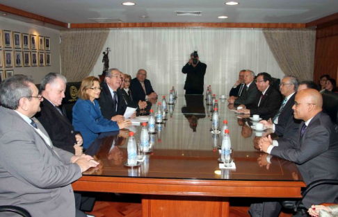 Los miembros de la Comisión de Coordinación y Seguimiento de la Cumbre Judicial Iberoamericana fueron recibidos por los ministros de la Corte Suprema de Justicia durante una sesión de honor.