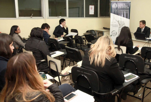 Continúan las capacitaciones a asistentes de los despachos Civil y Comercial