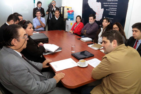 Reunión de trabajo entre representantes de la Dirección de Marcas y Señales de Ganado de la Corte Suprema de Justicia con Senacsa.