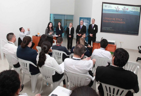 La Oficina de Ética Judicial llevó a cabo la jornada sobre Rol del Servidor Judicial en la ciudad de Salto del Guairá.