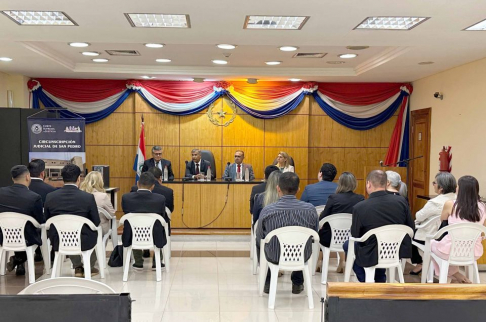  El ministro Manuel Ramírez Candia, en carácter de superintendente, presidió la ceremonia de juramento de 18 nuevos abogados.