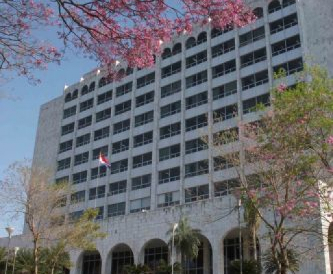 Fachada del Palacio de Justicia de Asunción.