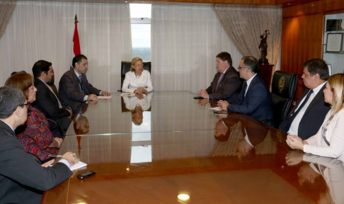 La presidenta de la Corte Suprema de Justicia, Alicia Pucheta, reunida con los jueces de Garantías de la capital.