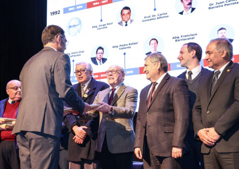 Ministros de la CSJ participaron de la celebración por los 33 años de creación de la PGR.