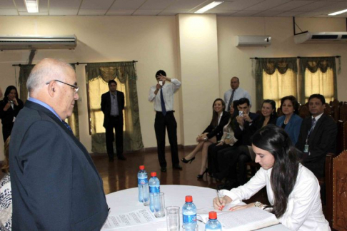 El ministro de la Corte Suprema de Justicia doctor Sindulfo Blanco, durante el juramento.