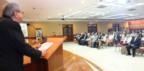 El ministro doctor José Raúl Torres Kirmser resaltó que la Corte Suprema de Justicia busca crear espacios para el debate en torno a la defensa de los derechos humanos.