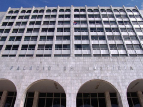 Frente del Palacio de Justicia de Asunción