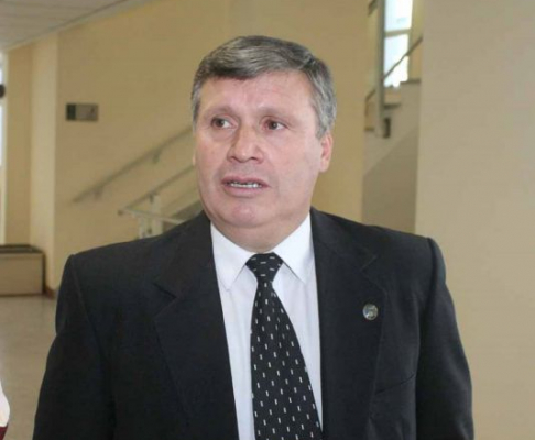Comisario Nestor Sosa.