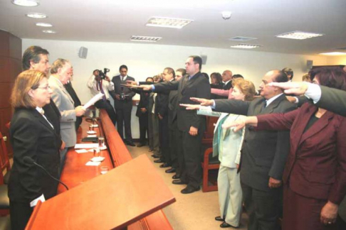 Imagenes del juramento de jueces y fiscales