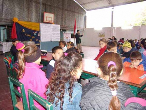 Imagen de la visita guiada desarrollada en Pilar.