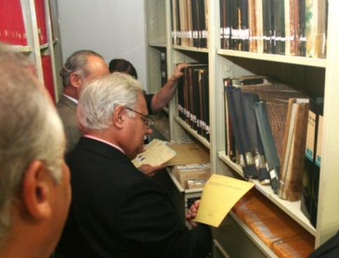 El Museo de la Justicia, Centro de Documentación y Archivo cuenta con importantes documentos relacionados a la era estronista.