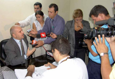 Guido Planás, fue suspendido por las denuncias que obran en su contra.