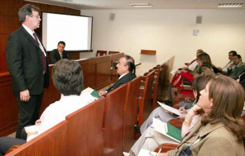 Durante el curso organizado por el Departamento de Capacitación.