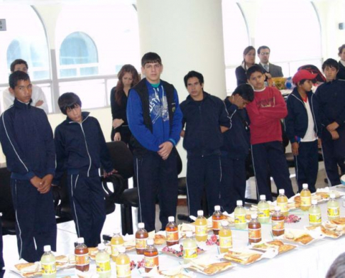 Durante el desayuno por el Día del Niño.