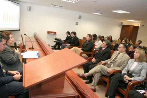 Instante en que se dio informe sobre el indice de transparencia en el Poder Judicial