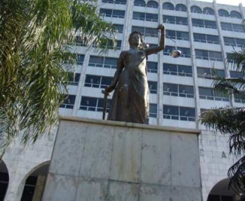 Fachada del Poder Judicial.