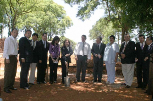 Durante la palada inicial realizada en Villarrica.
