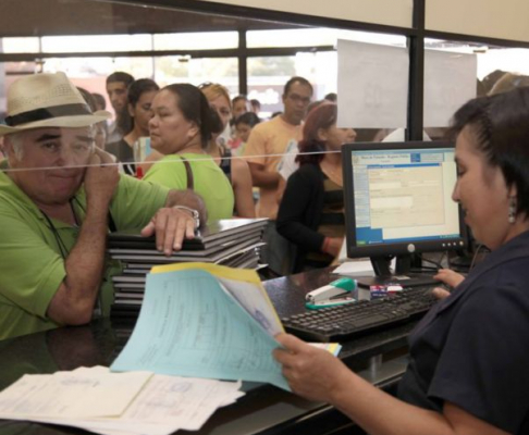 Funcionarios del Registro Público ya utilizan tapabocas proveidos por la Corte