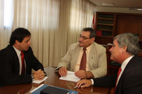 Imágenes de la reunión con el presidente de la Corte Suprema de Justicia 