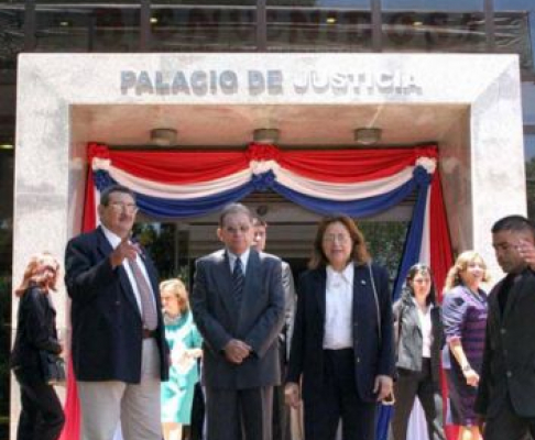 Al culminar la reunión pública se realizará el juramento de abogados.