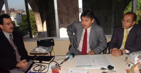 Daniel Ledesma, juez de San Pedro, Agustín Fernández, presidente de la Asociación de Jueces e Isasio Cuevas, juez de Ejecución penal