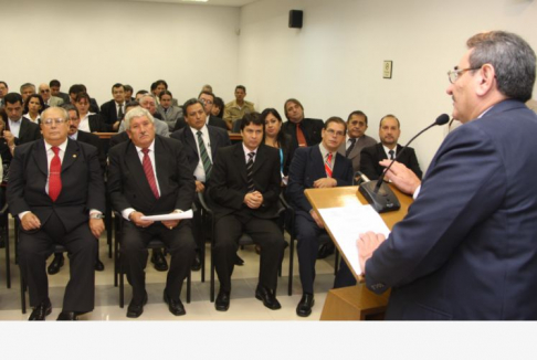 Se realizarán audiencias públicas y se mantendrán reuniones con gremios de abogados.