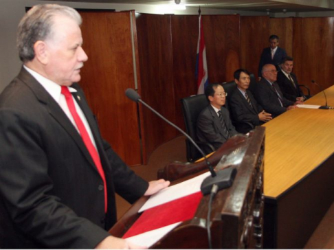 El ministro Víctor Núñez dio apertura al seminario.
