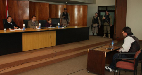 Momento en que Víctor Roig Báez declara ante el Tribunal de Sentencia